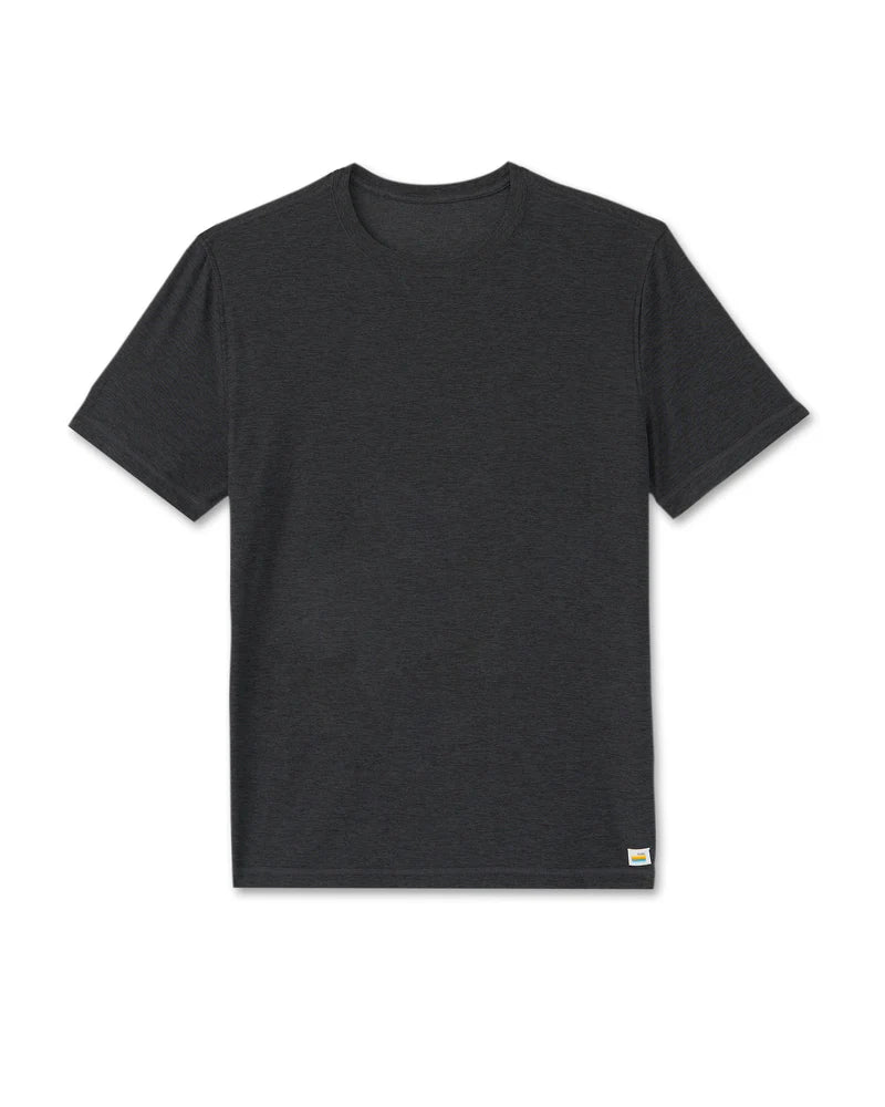 vuori Men's Strato Tech Tee in Charcoal Heather