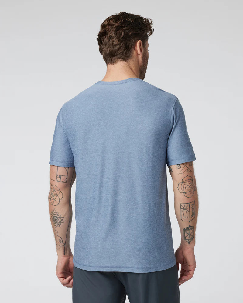 vuori Men's Strato Tech Tee in Chambray Heather