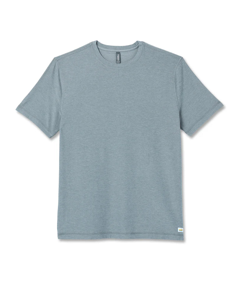 vuori Men's Strato Tech Tee in Dusty Blue Heather