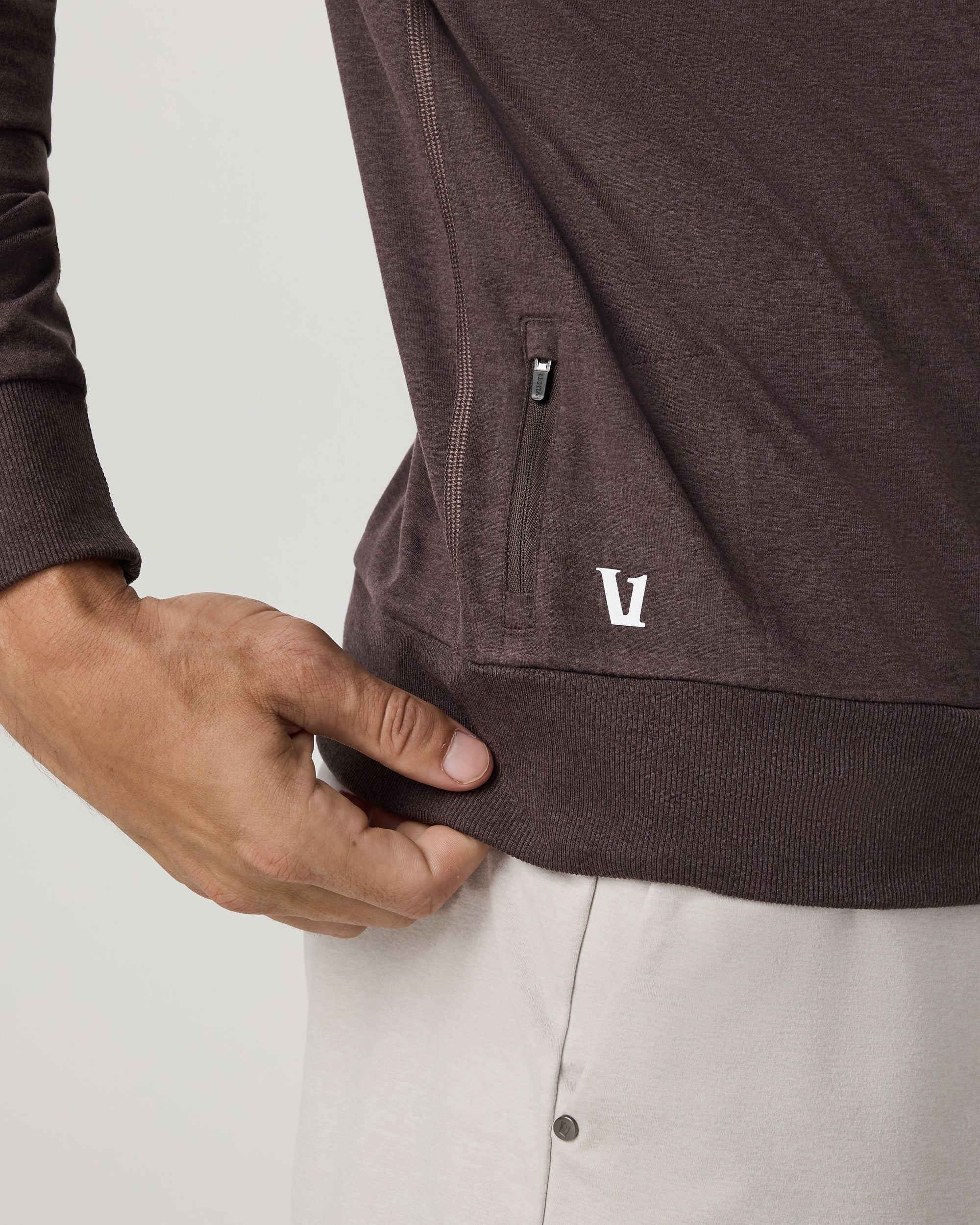 vuori Men's Long Sleeve Ponto Performance Crew in Sangria Heather