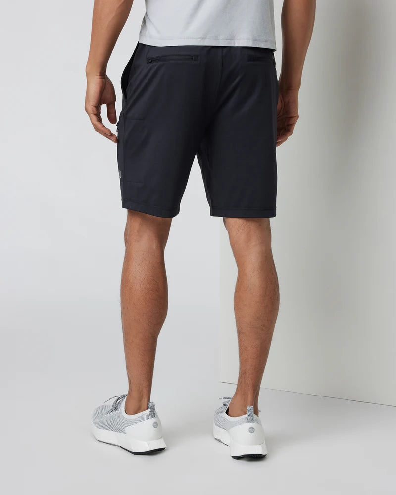 vuori Men's Sunday Performance Short 8" in Black