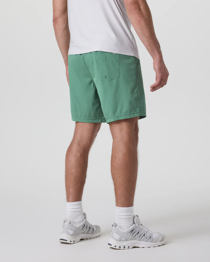 vuori Men's 7" Lined Kore Short in Hedge Green