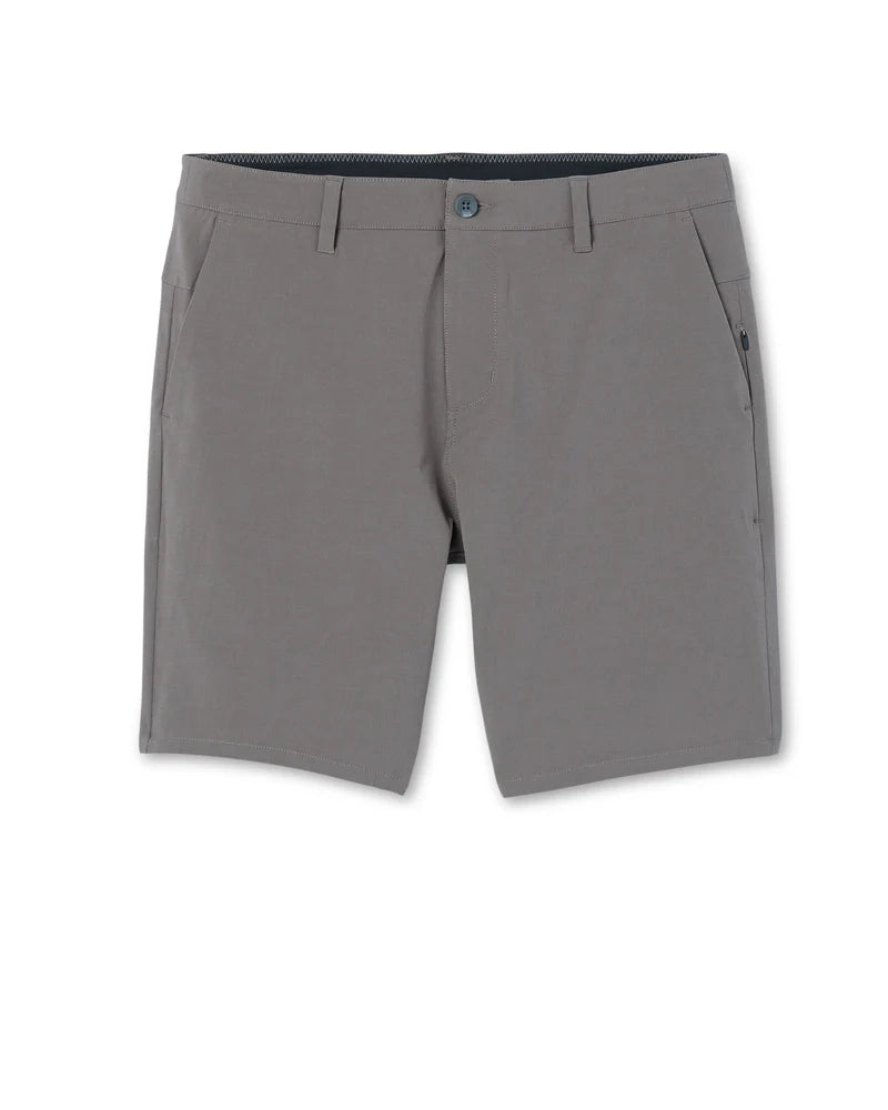 vuori Men's Aim Short in Warm Grey