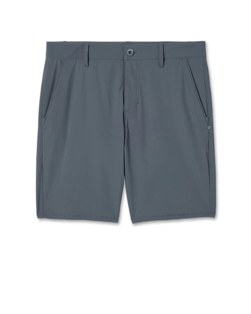vuori Men's 8" Meta Short in Charcoal