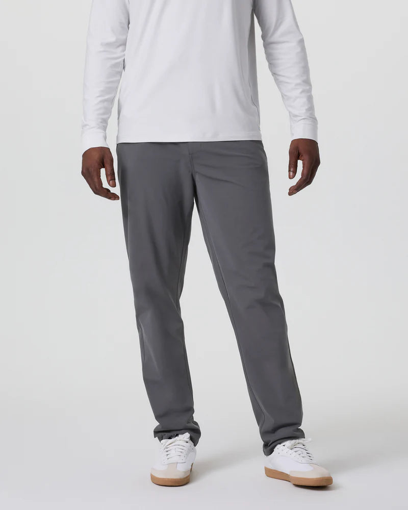 vuori Men's Meta™ Pant Classic Fit 30" in Charcoal
