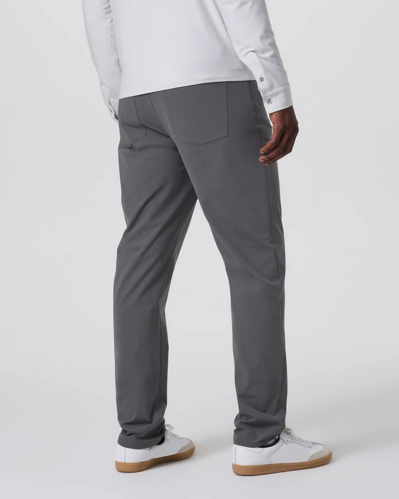 vuori Men's Meta™ Pant Classic Fit 32" in Charcoal