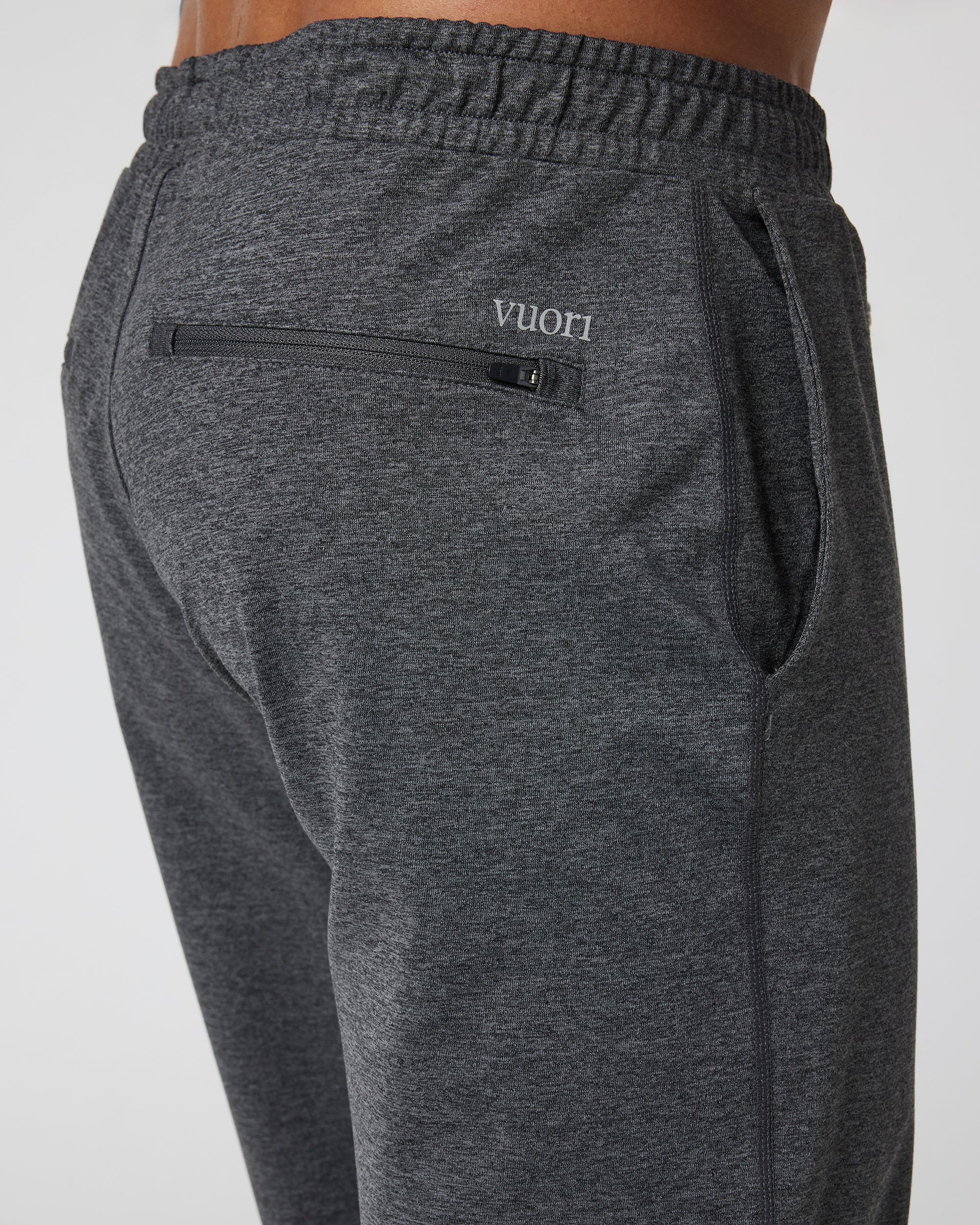vuori Men's Sunday Performance Jogger in Charcoal Heather