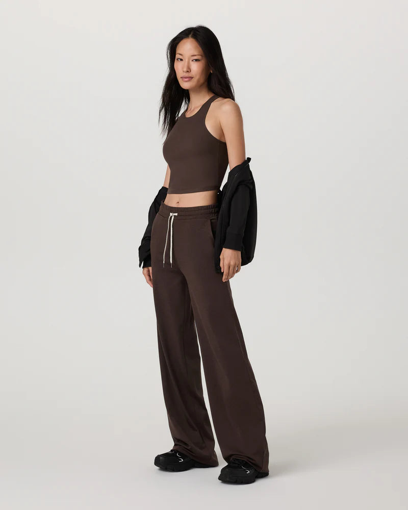 vuori Women's Pose Plyo Tank in Java