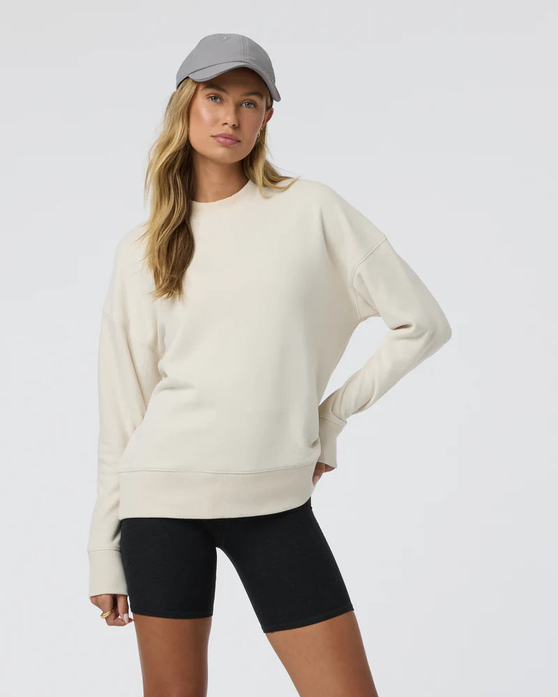 vuori Women's Sedona Weekender Crew in Bone