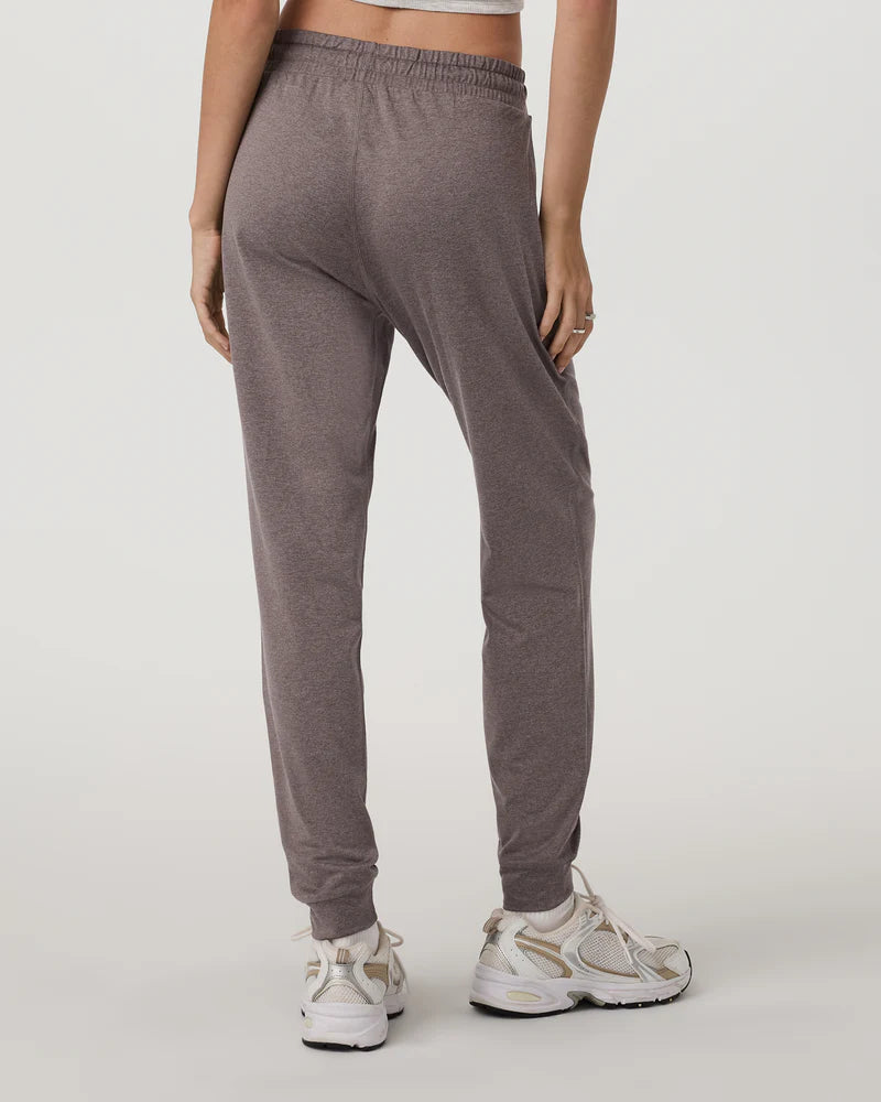 vuori Women's Performance Jogger - Long in Huckleberry Heather