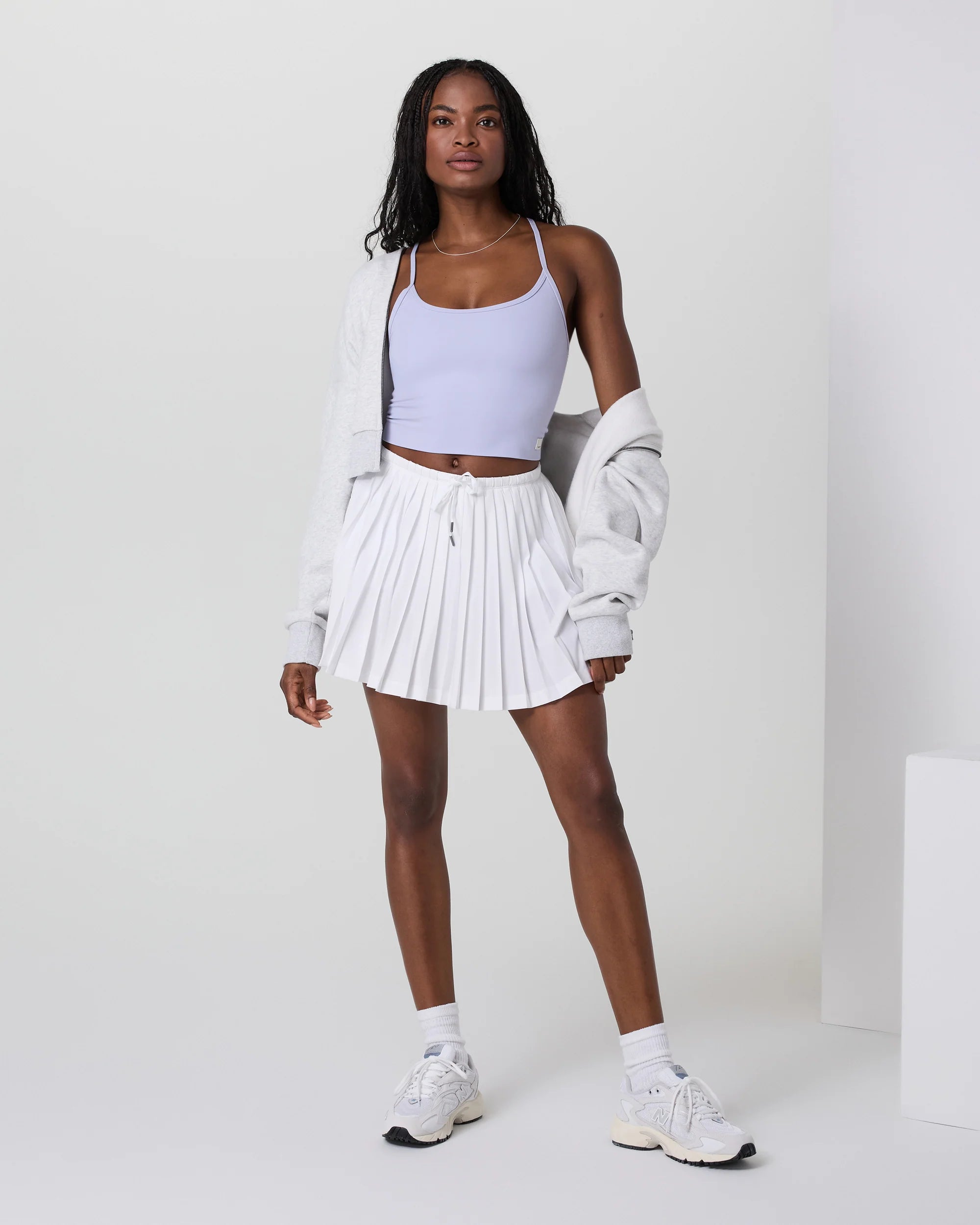 vuori Women's Clementine Pleated Skirt 15" in White