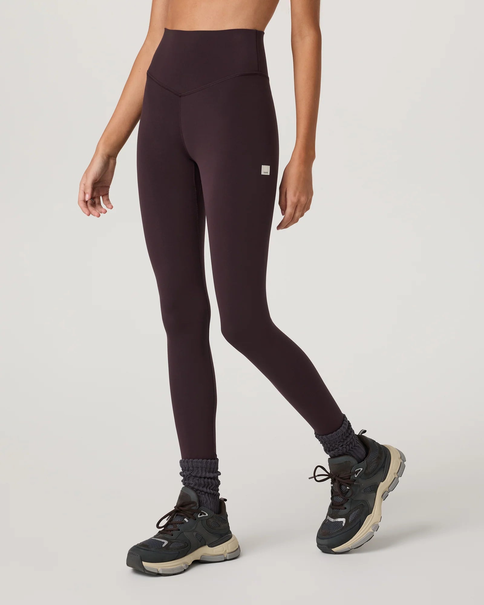vuori Women's AllTheForm™ Pocket Legging in Raisin
