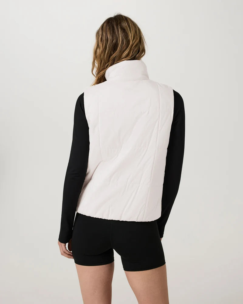 vuori Women's Canyon Insulated Sporty Vest in Marshmallow