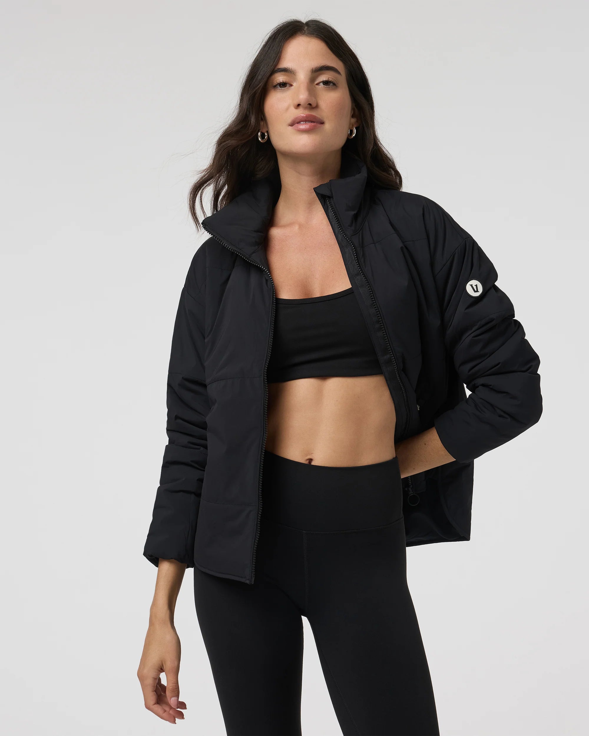 vuori Women's Canyon Insulated Jacket in Black