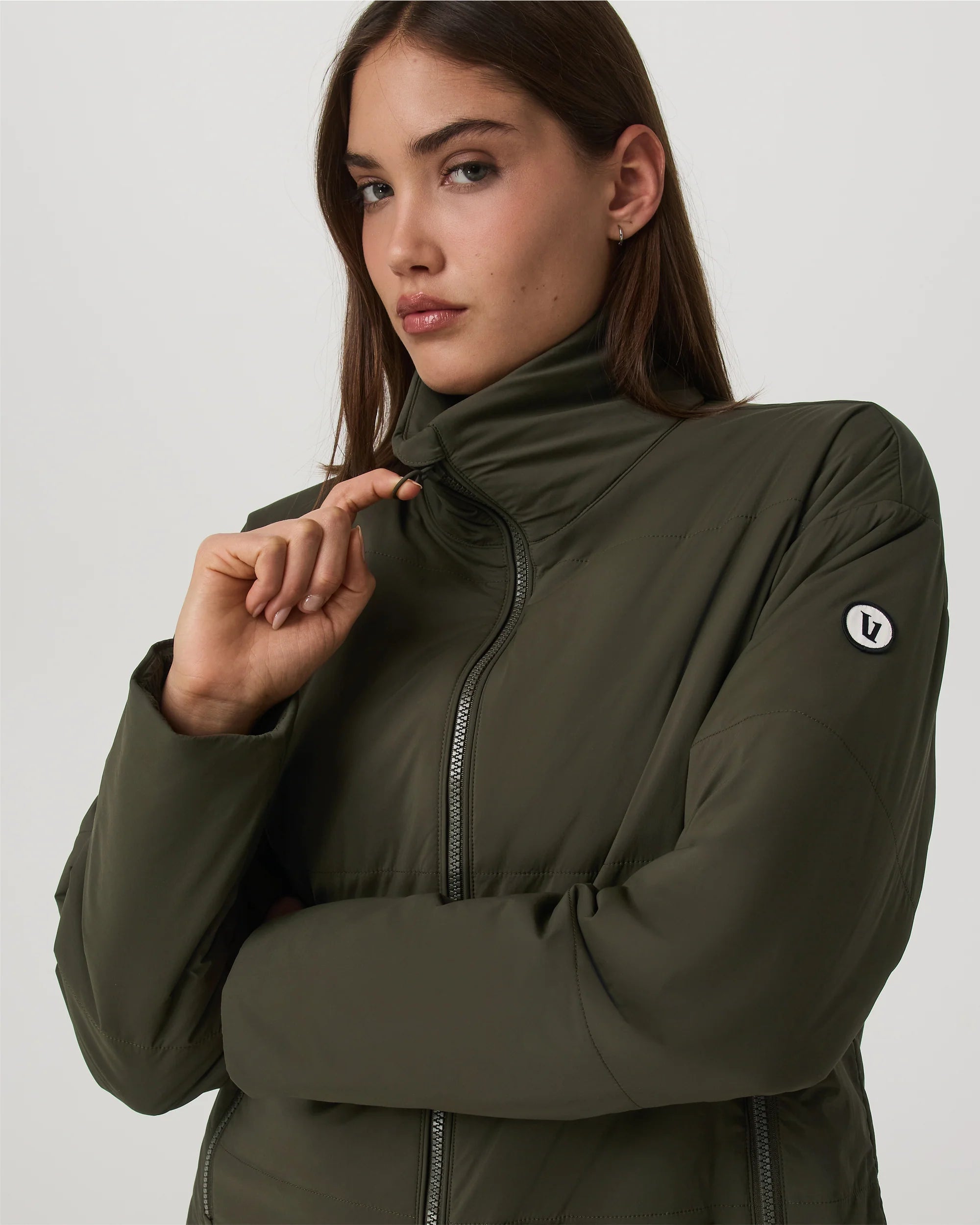 vuori Women's Canyon Insulated Jacket in Olive