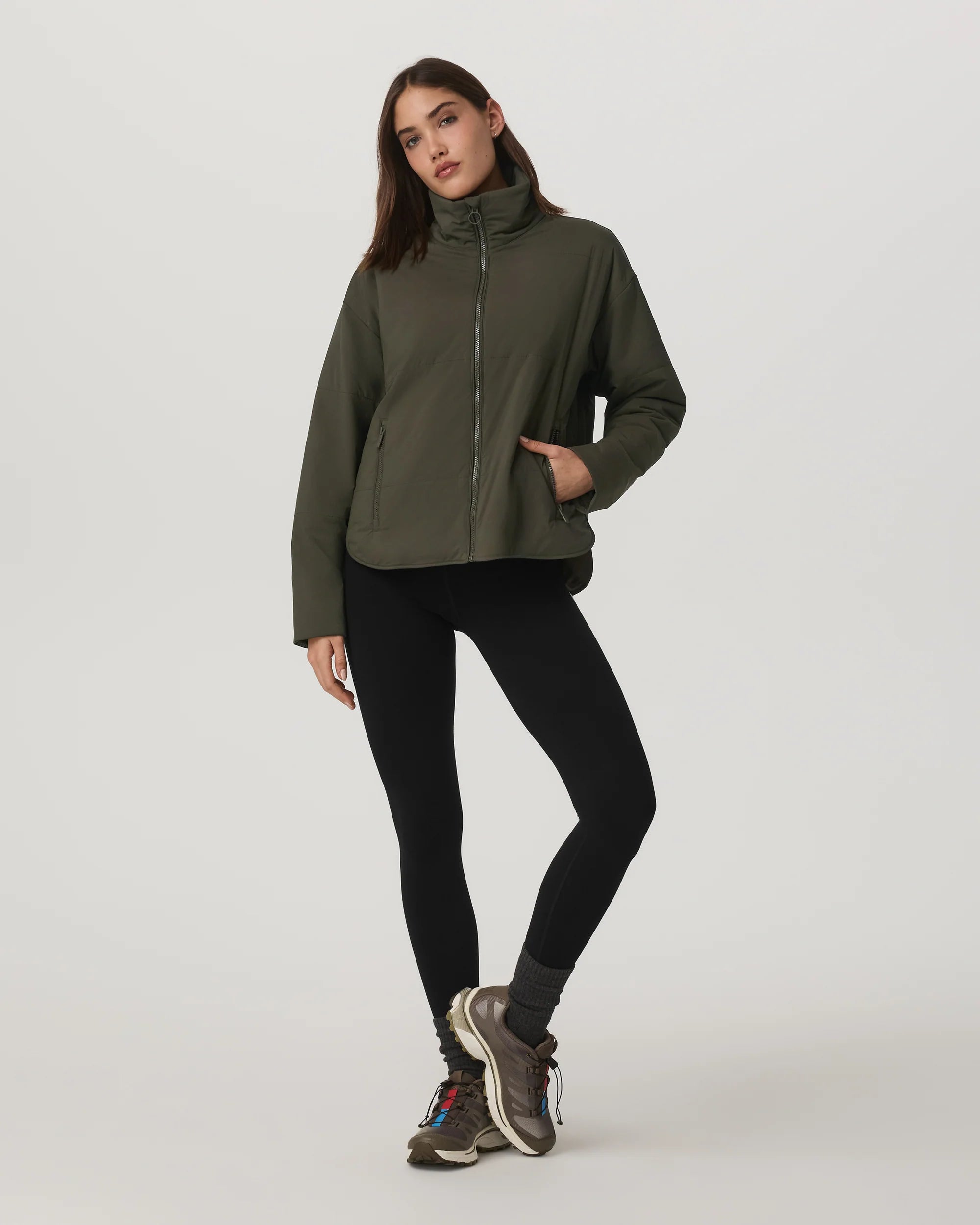 vuori Women's Canyon Insulated Jacket in Olive