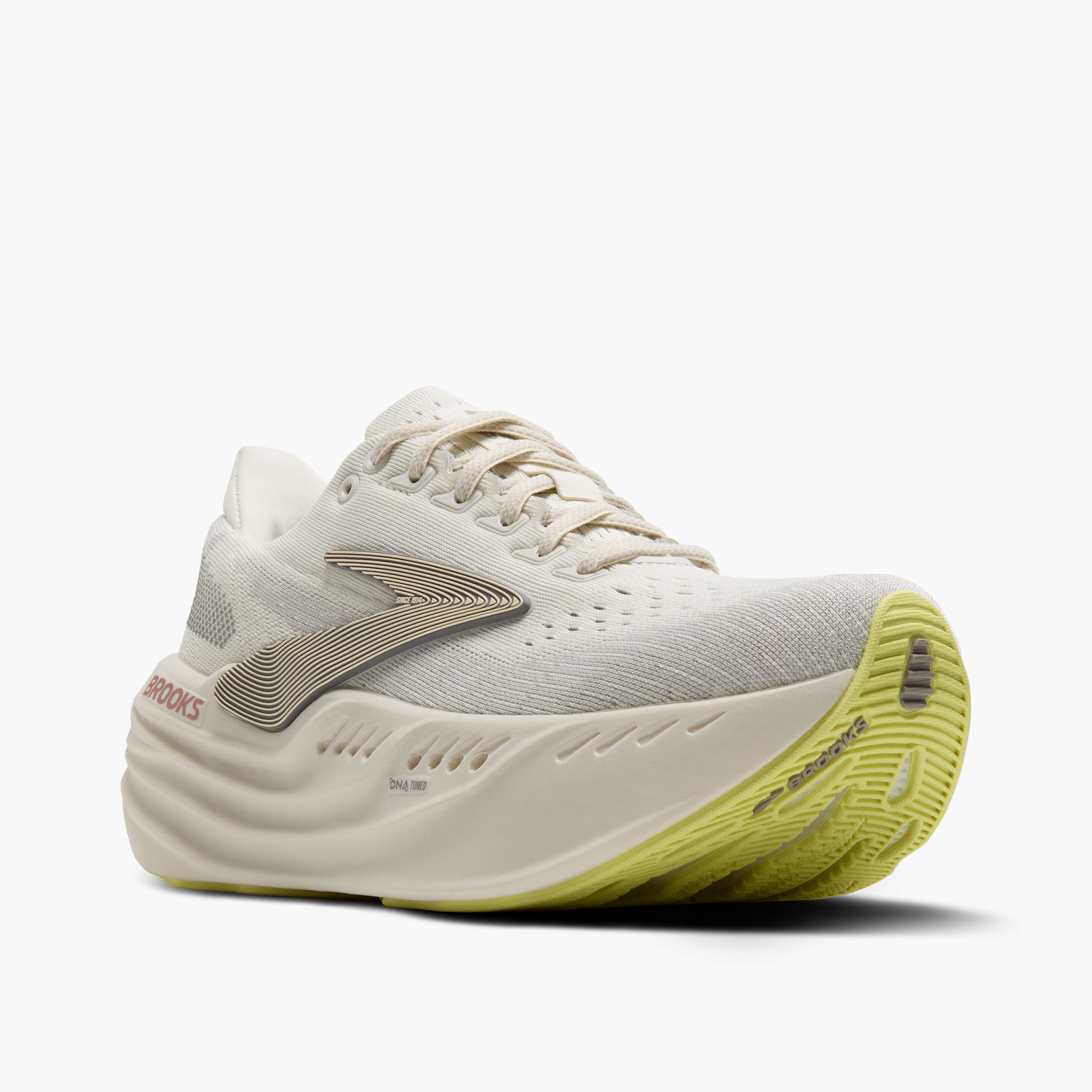 Women's Brooks Running Glycerin Max Road Running Shoe in Coconut/Alloy/Rose