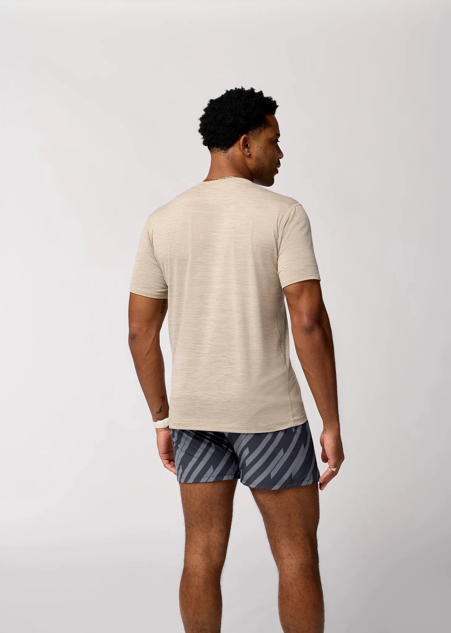 Men's Brooks Luxe Short Sleeve in Heather Sand Dune