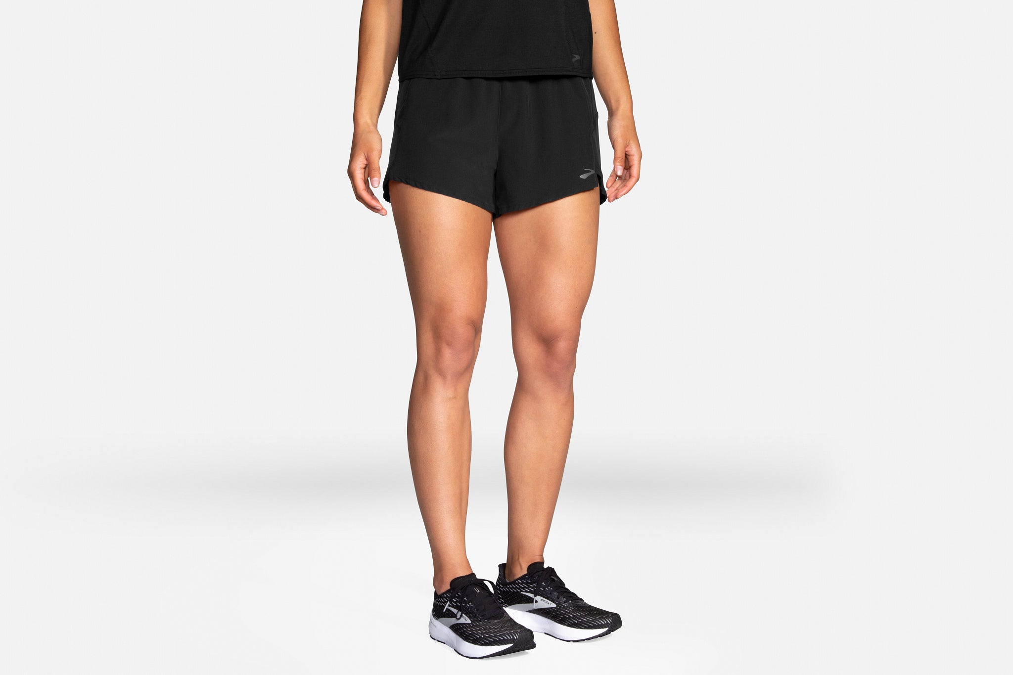 Women's Brooks Chaser 3" Short in Black/Brooks