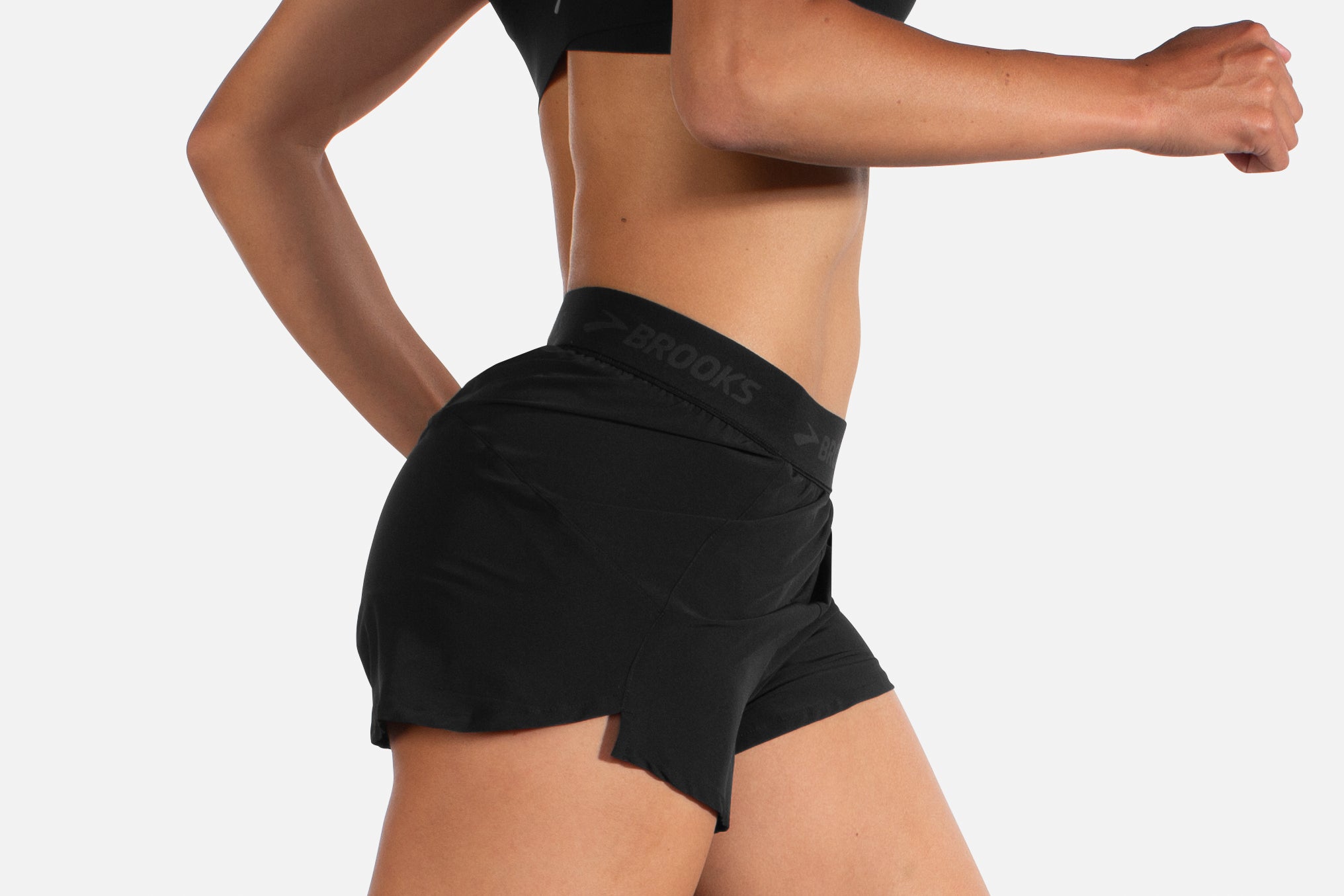 Women's Brooks Chaser 3" Short in Black/Brooks