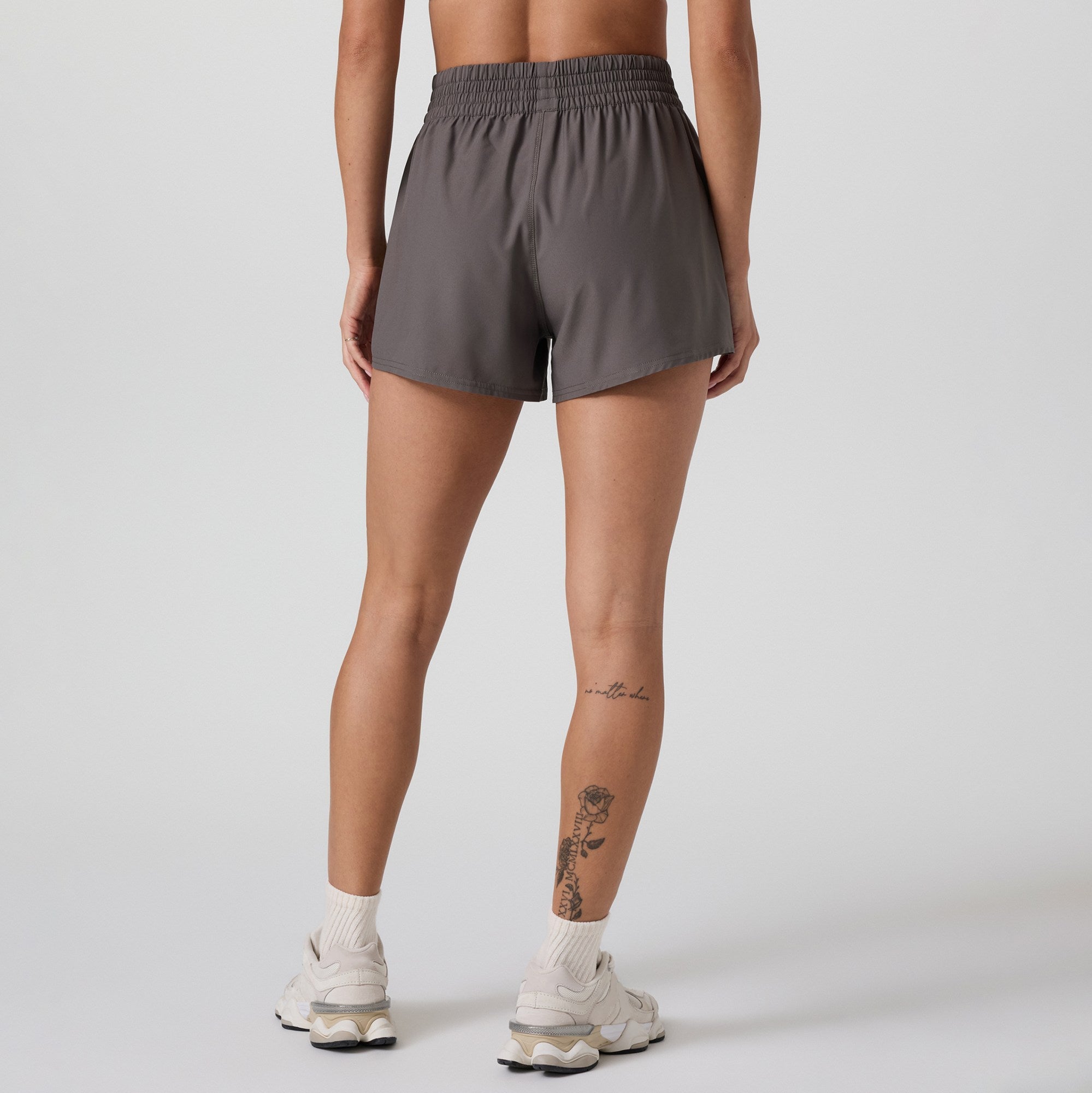 vuori Women's Dash Short 2.0 in Chia